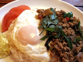 ドライカレー画像